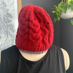 Red winter hat - OS